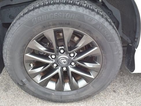 Used 2020 Lexus GX 460 Premium w/ Premium Package AWD/4WD image 52
