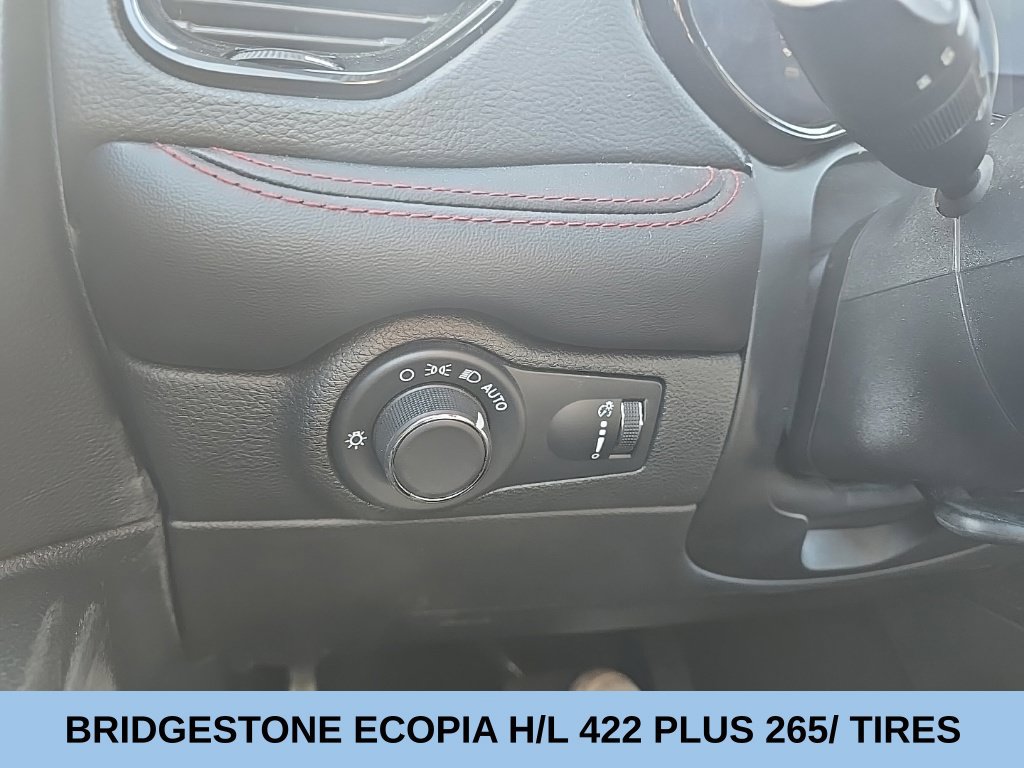 Used 2025 Dodge Durango GT AWD/4WD image 23