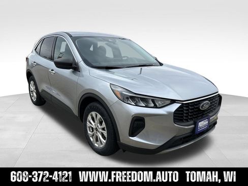 Used 2024 Ford Escape Active w/ Tech Pack #1 AWD/4WD image 12