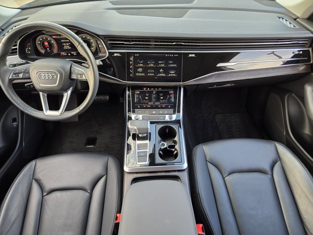 Used 2023 Audi Q8 Premium AWD/4WD image 27