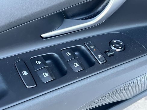 New 2026 Hyundai Elantra SE image 14