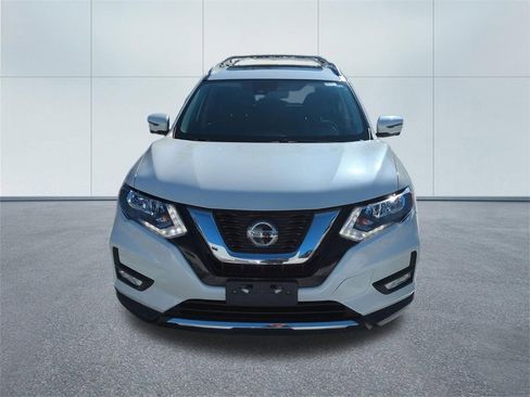 Used 2020 Nissan Rogue SV w/ Sun & Sound Touring Package image 8