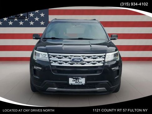 Used 2019 Ford Explorer XLT w/ Equipment Group 201A AWD/4WD image 2