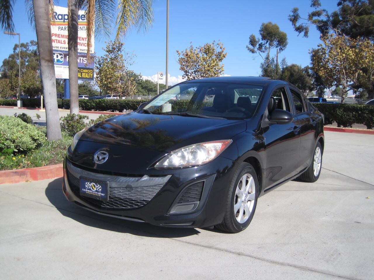 Used 2011 MAZDA MAZDA3 i Touring FWD image 1