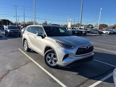 Used 2022 Toyota Highlander L