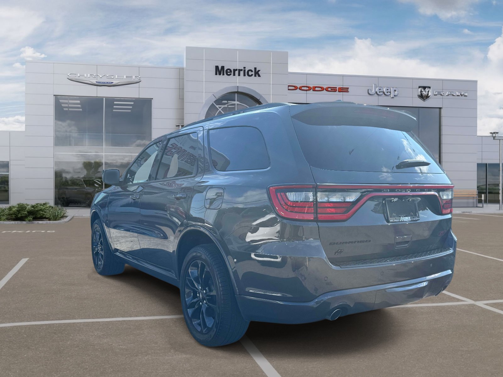 Used 2025 Dodge Durango GT AWD/4WD image 8