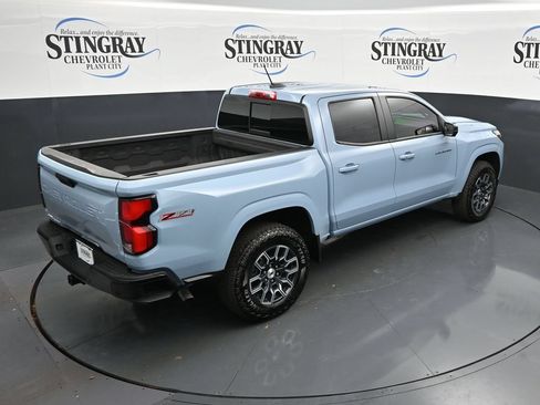 Used 2025 Chevrolet Colorado Z71 w/ Technology Package AWD/4WD image 24