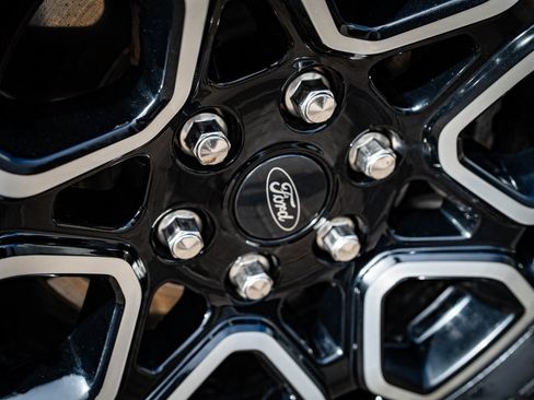 Used 2023 Ford F150 XL image 8