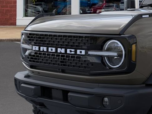 New 2026 Ford Bronco Outer Banks w/ Sasquatch Package AWD/4WD image 18