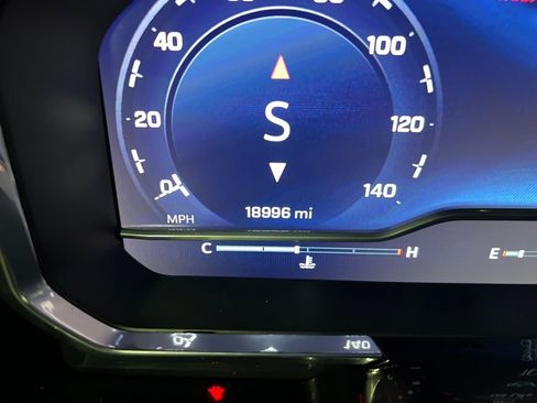 Certified 2023 Chevrolet Silverado 1500 RST image 21