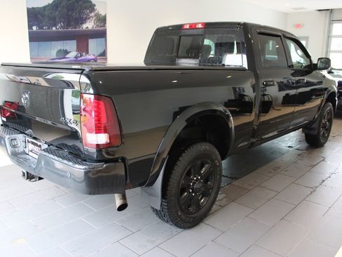 Used 2014 RAM 2500 Laramie w/ Black Appearance Group AWD/4WD image 22