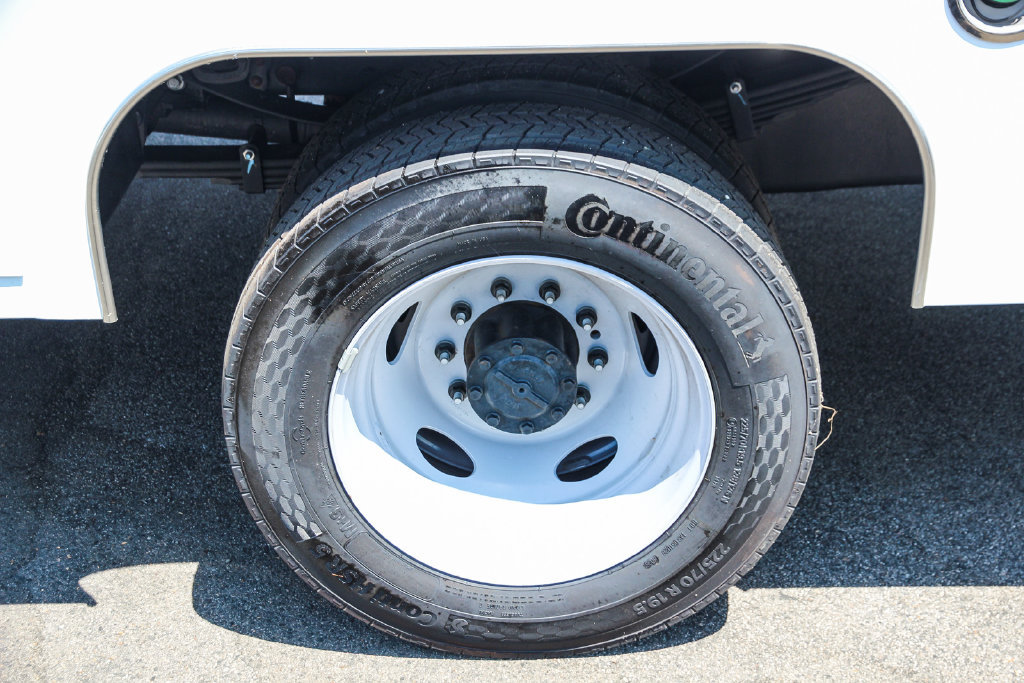 New 2025 Ford F550 2WD Regular Cab Super Duty image 12