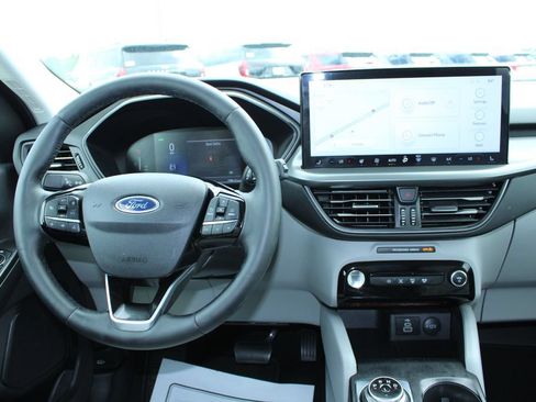 Used 2024 Ford Escape SE FWD image 20