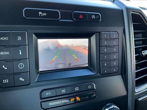 Used 2018 Ford F150 XLT image 21