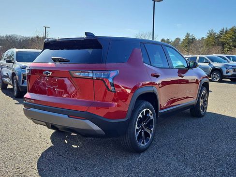 New 2026 Chevrolet Equinox LT w/ Convenience Package II AWD/4WD image 4