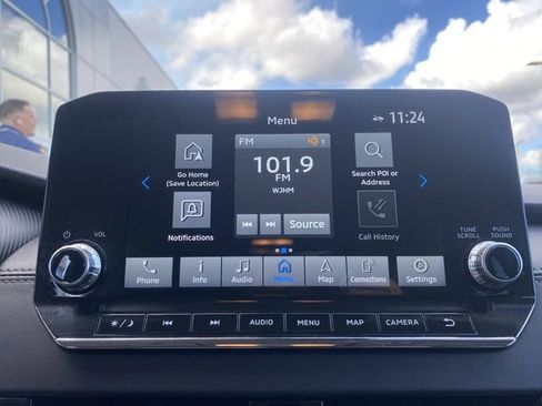 Used 2024 Mitsubishi Outlander SE image 19