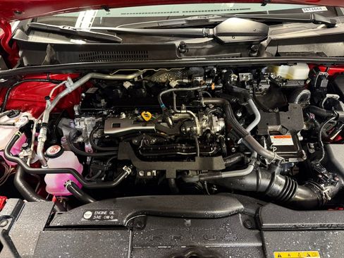 Used 2026 Toyota Prius XLE AWD/4WD image 16