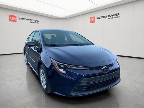 New 2026 Toyota Corolla LE image 2