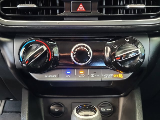 Used 2023 Hyundai Kona SEL FWD image 21
