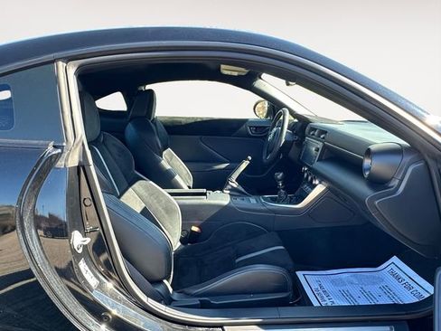 Used 2024 Toyota GR86 Premium image 15