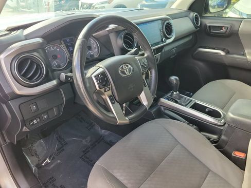 Used 2021 Toyota Tacoma SR5 RWD image 14
