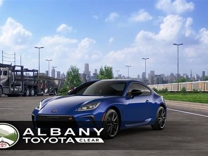 New 2025 Toyota GR86 Premium w/ ALL Weather Mat Package (TMS)