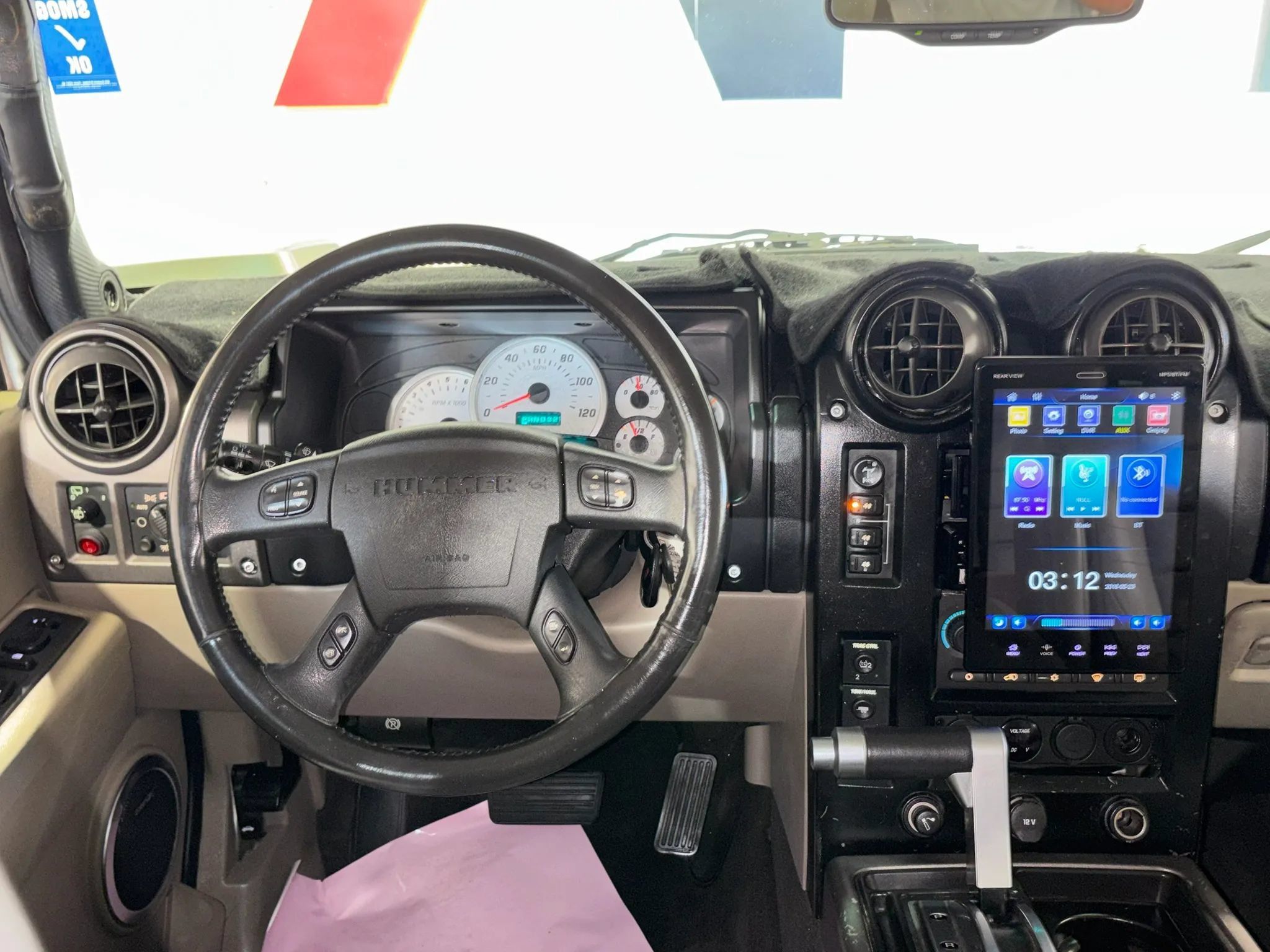 Used 2003 HUMMER H2 w/ Preferred Equipment Group AWD/4WD image 16