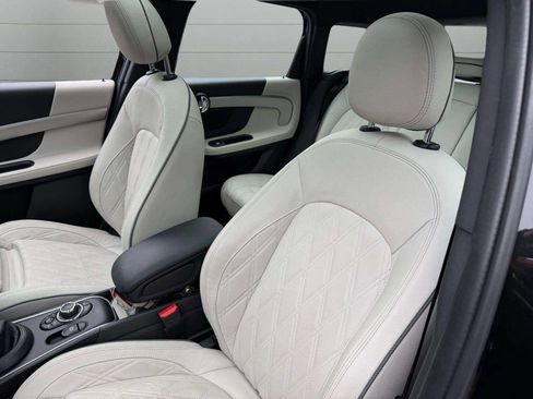 Used 2023 MINI Cooper Countryman SE w/ Storage Package image 16