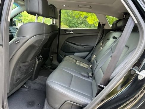 Used 2016 Hyundai Tucson Limited w/ Option Group 03 AWD/4WD image 15