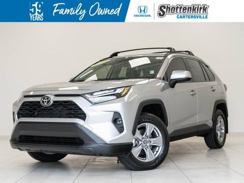 Used 2025 Toyota RAV4 XLE image 1