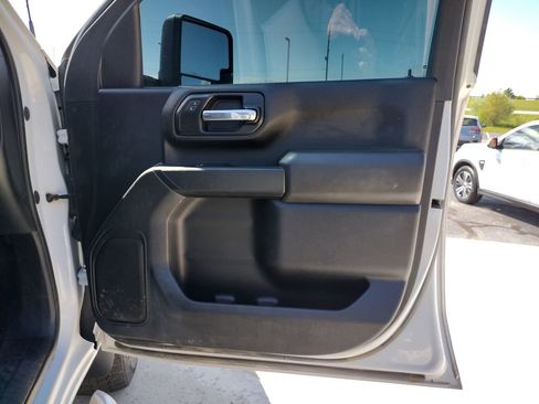 Used 2022 Chevrolet Silverado 2500 Custom w/ Custom Value Package AWD/4WD image 25