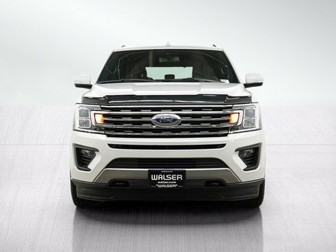 Used 2021 Ford Expedition XLT w/ Equipment Group 202A AWD/4WD image 8