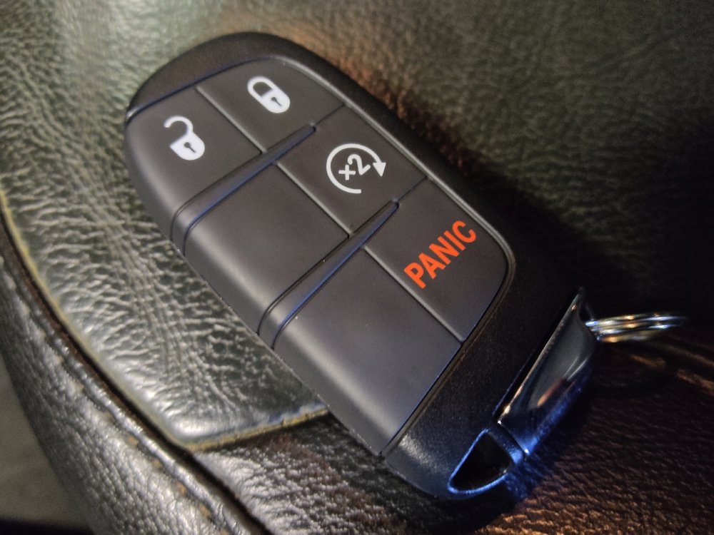 Used 2019 Jeep Compass Limited FWD image 32