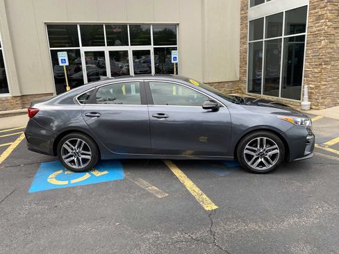 Used 2019 Kia Forte EX FWD image 15