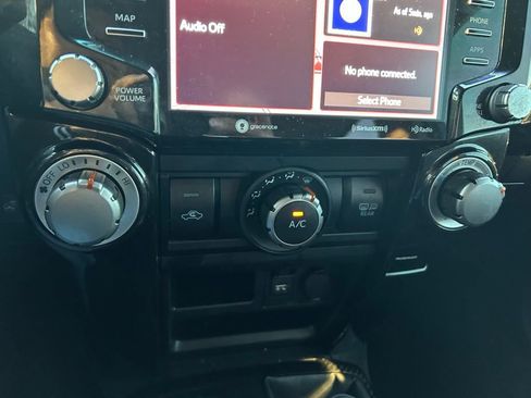 Used 2024 Toyota 4Runner TRD Off-Road Premium w/ Moonroof Package image 27