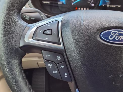 Used 2022 Ford Edge Titanium AWD/4WD image 35
