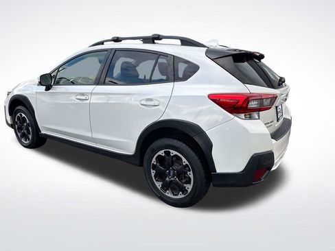 Used 2021 Subaru Crosstrek 2.0i Premium w/ Moonroof Package AWD/4WD image 3