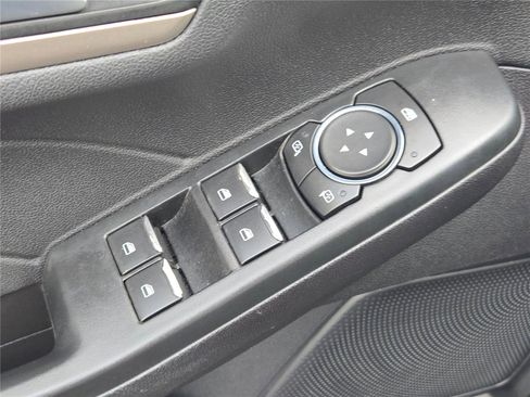 Used 2022 Ford Escape SEL image 23