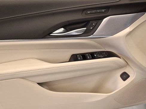 Used 2024 Cadillac CT4 Premium Luxury image 12