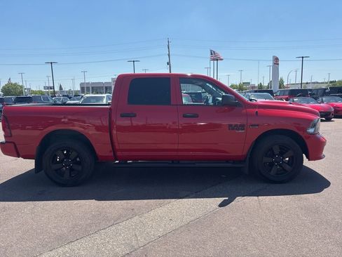 Used 2019 RAM 1500 Express w/ Wheel & Sound Group AWD/4WD image 4