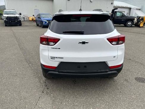 New 2026 Chevrolet TrailBlazer LT w/ Convenience Package AWD/4WD image 6