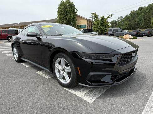 New 2026 Ford Mustang Coupe RWD image 3