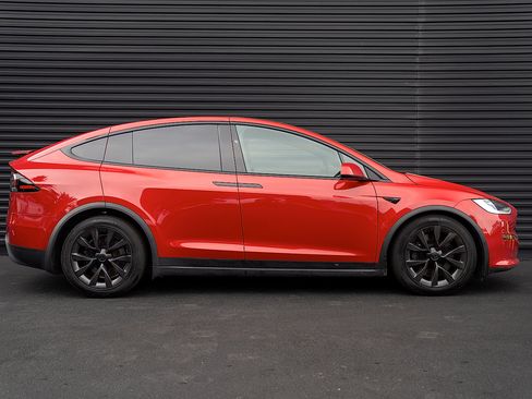 Used 2023 Tesla Model X AWD/4WD image 27
