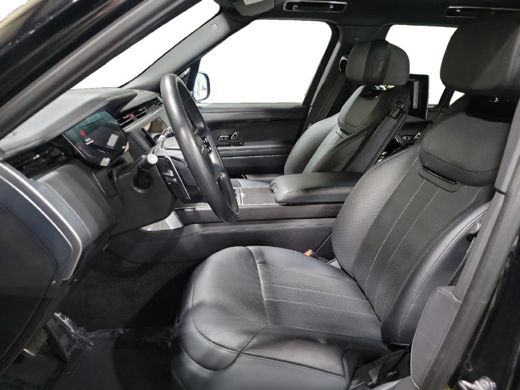 Used 2023 Land Rover Range Rover SV AWD/4WD image 13