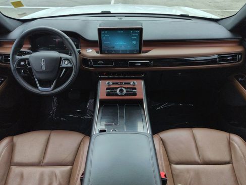 Certified 2024 Lincoln Aviator Reserve w/ Equipment Group 201A image 15