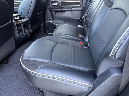 Used 2024 RAM 3500 Laramie image 19