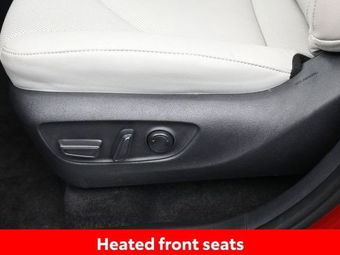 Certified 2025 Toyota Grand Highlander AWD image 29