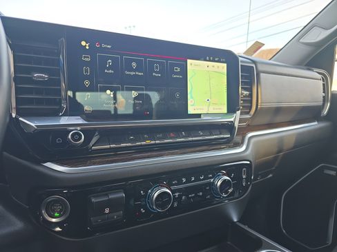 Used 2022 GMC Sierra 1500 Elevation w/ Preferred Package image 27