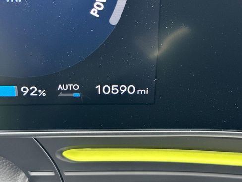 Certified 2024 Hyundai Kona Limited image 10