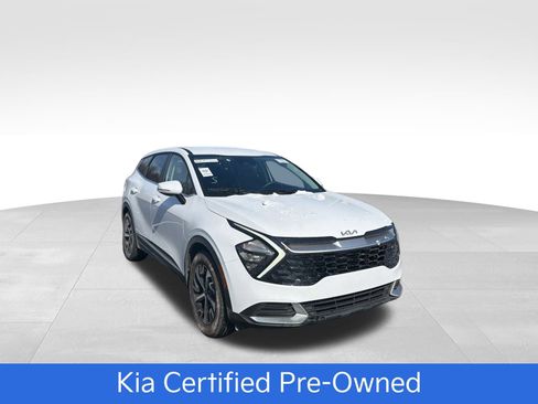 Certified 2023 Kia Sportage EX image 3